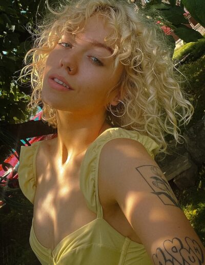 meet woman from the Baltics